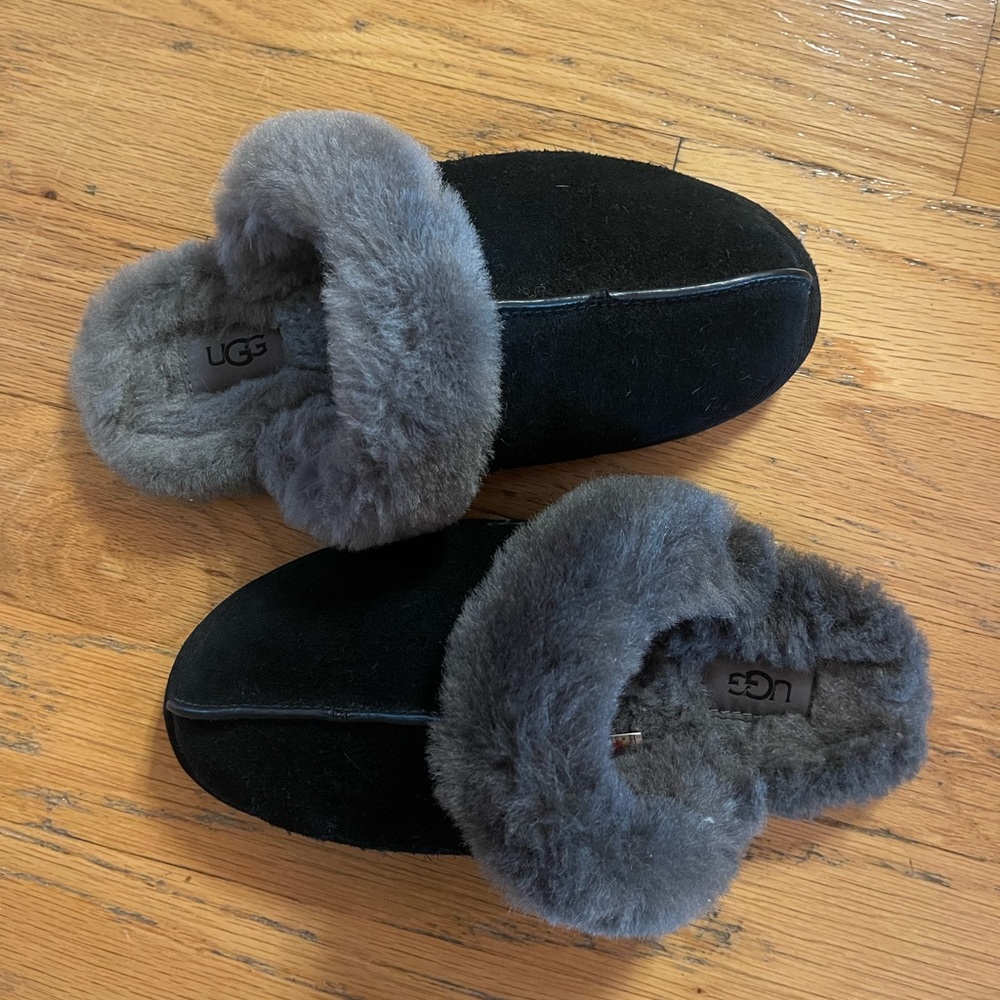 Ugg Slippers size 7